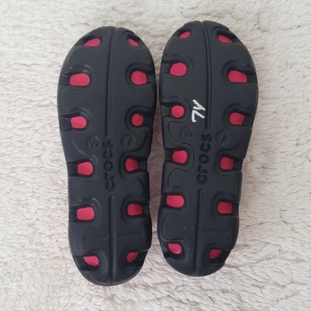 CROCS Women's Pink Ballet Flats